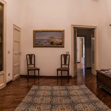 Appartamento Palazzo Pace al Cassaro-3
