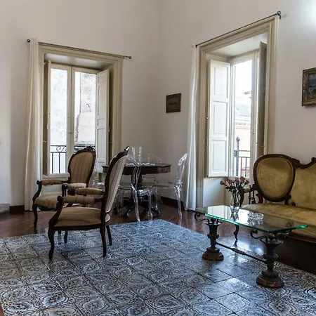 Appartamento Palazzo Pace Al Cassaro-3